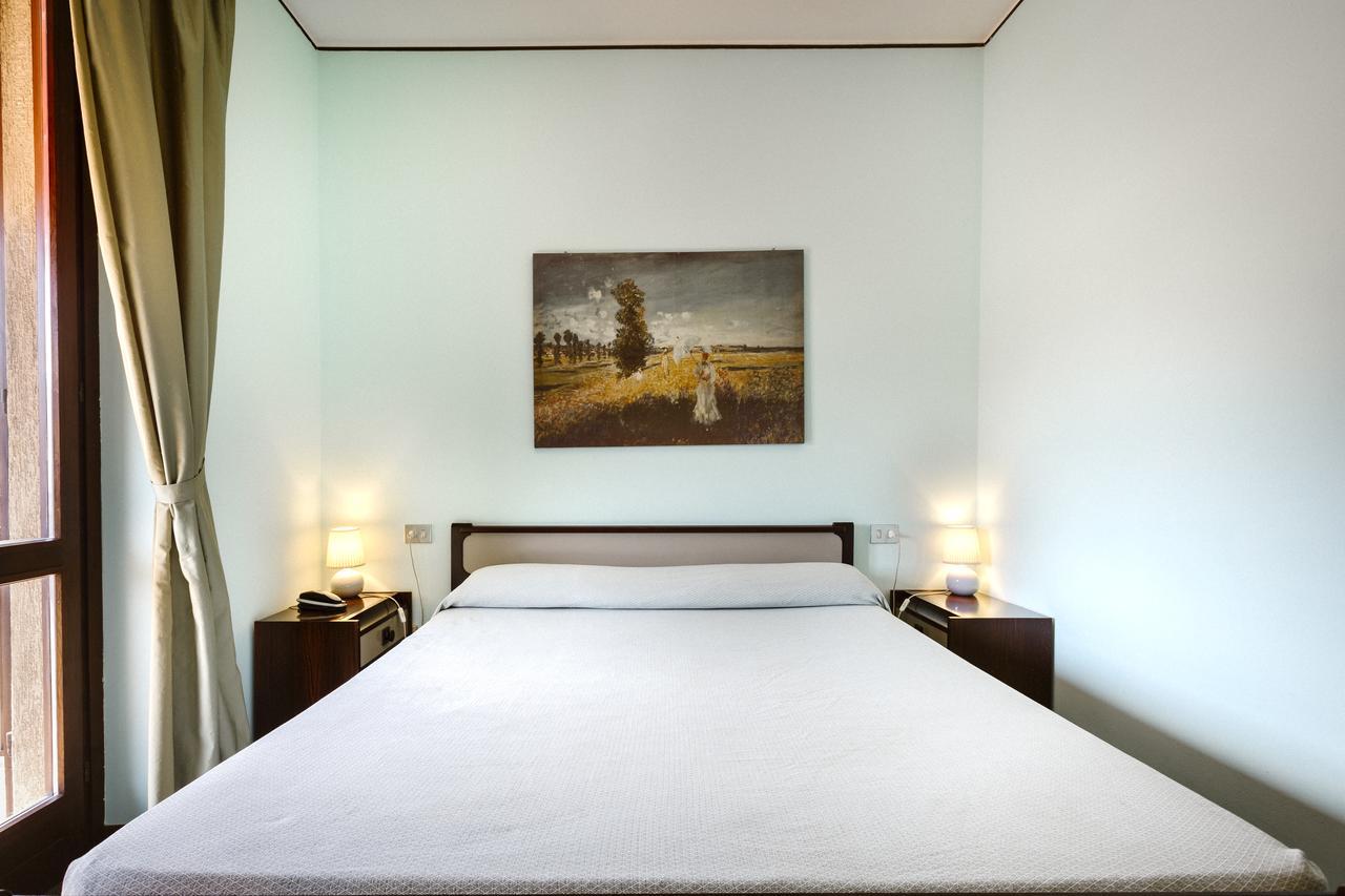 Hotel Meuble Moderno Laveno-Mombello Zewnętrze zdjęcie